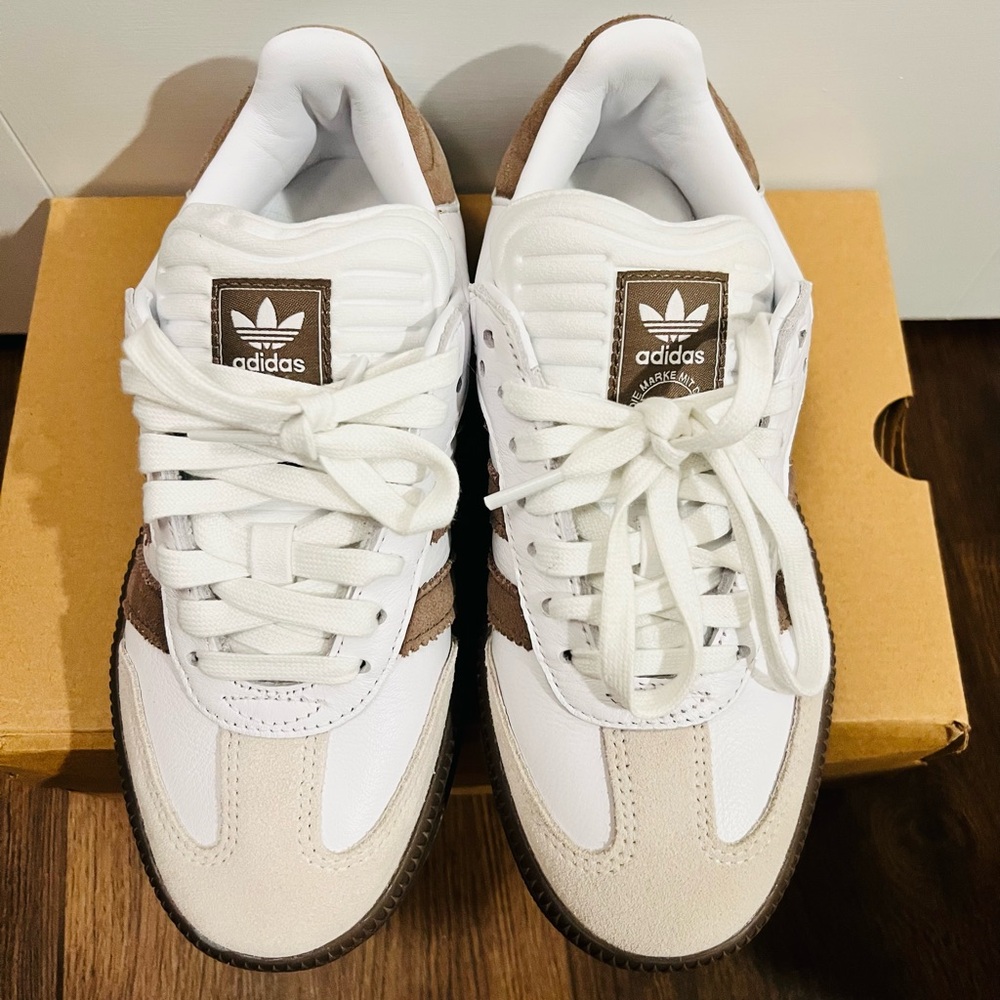 Adidas Samba Sneakers - Picture 2 of 6